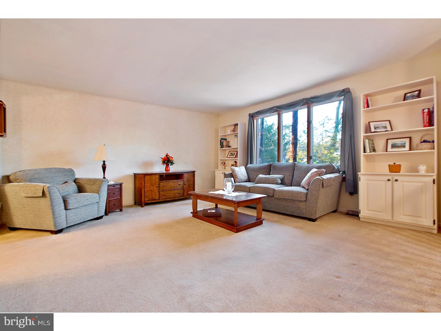 745 Raritan Avenue Atco, NJ 08004 - Photo 4 of 21 Gallery Image 4