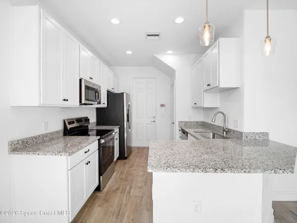 $2,275 | 1455 Isabella Drive, Unit 101, Melbourne, FL 32935