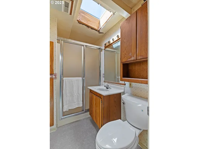 $379,000 | 1159 East 1st Place, Coquille, OR 97423