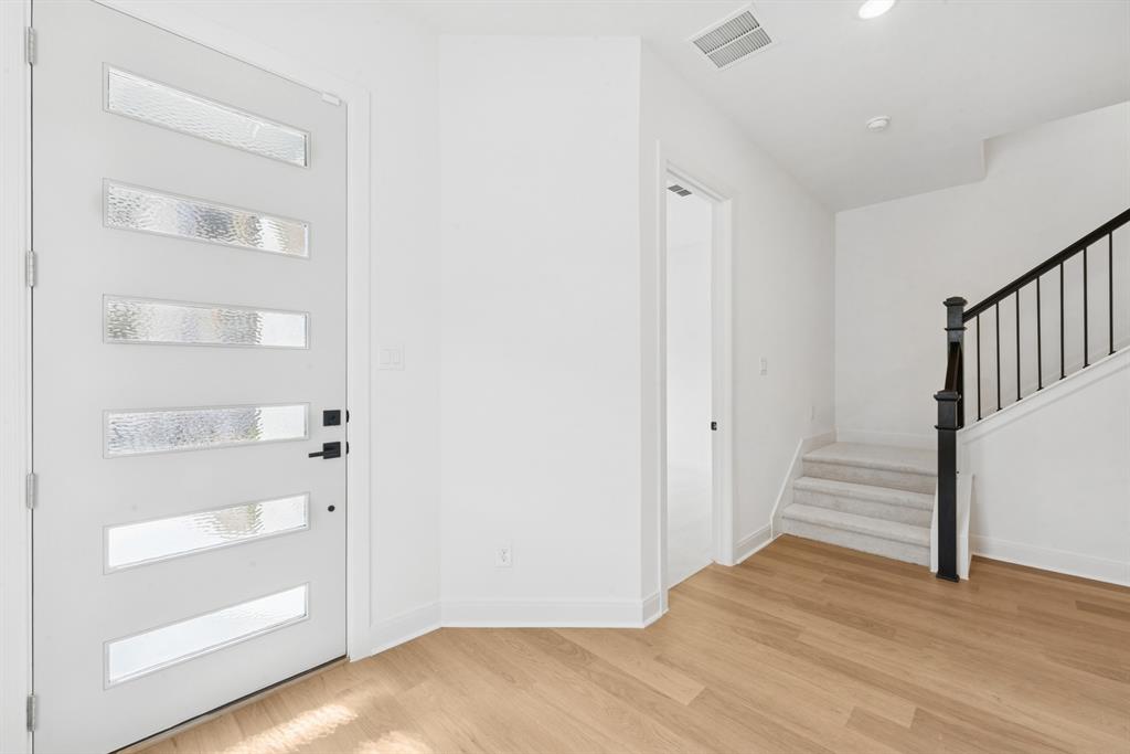 4839 Fuller Court, Unit 701 Irving, TX 75038 - Photo 14 of 37