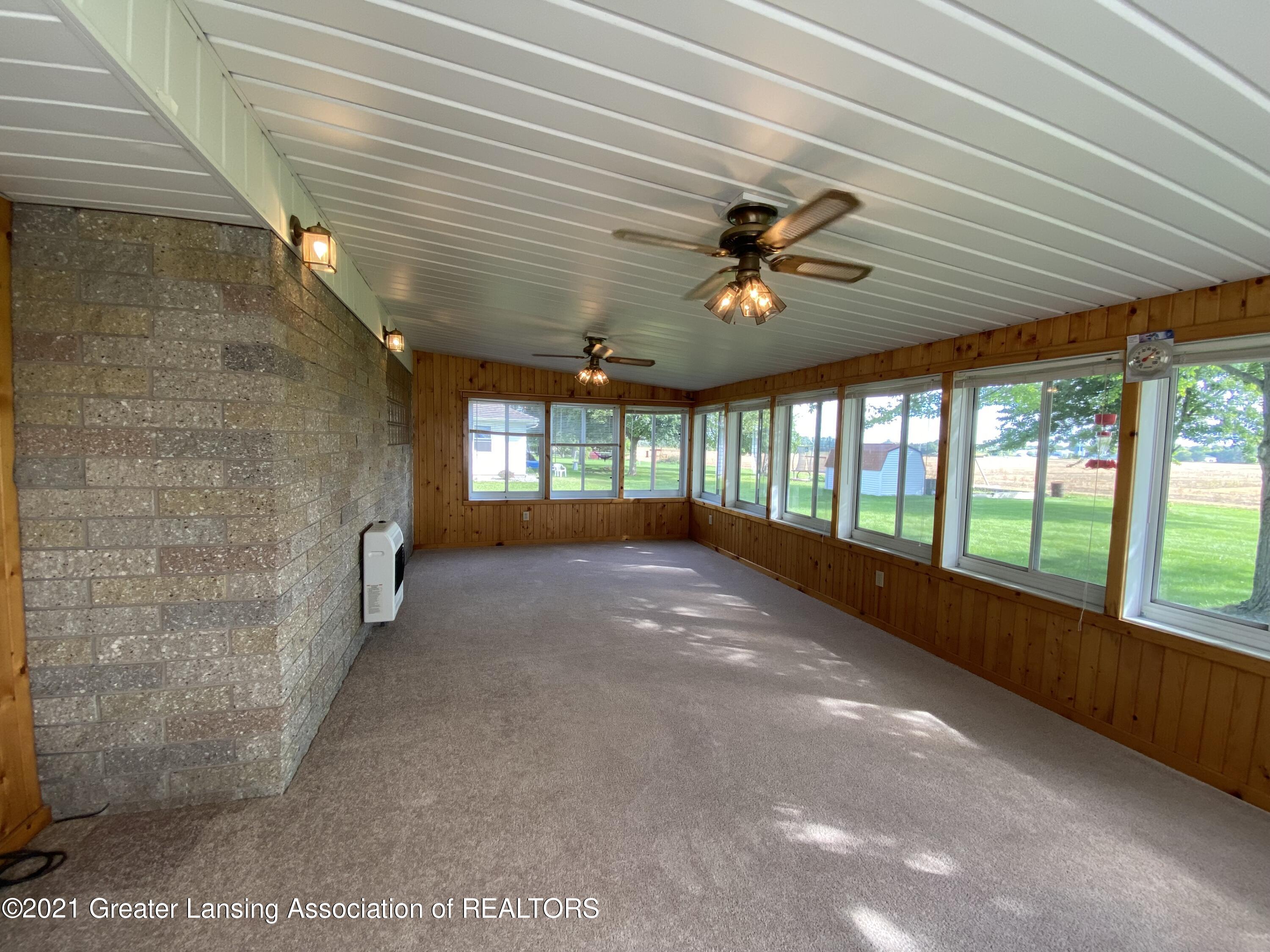 1223 South Dewitt Road St. Johns, MI 48879 - Photo 16 of 31 4 seasons rm2