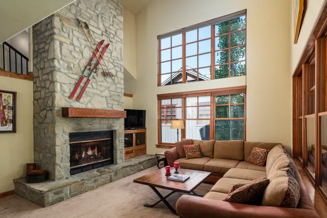 $2,249,000 | 101 Emerald Street, Unit J, Ketchum, ID 83340