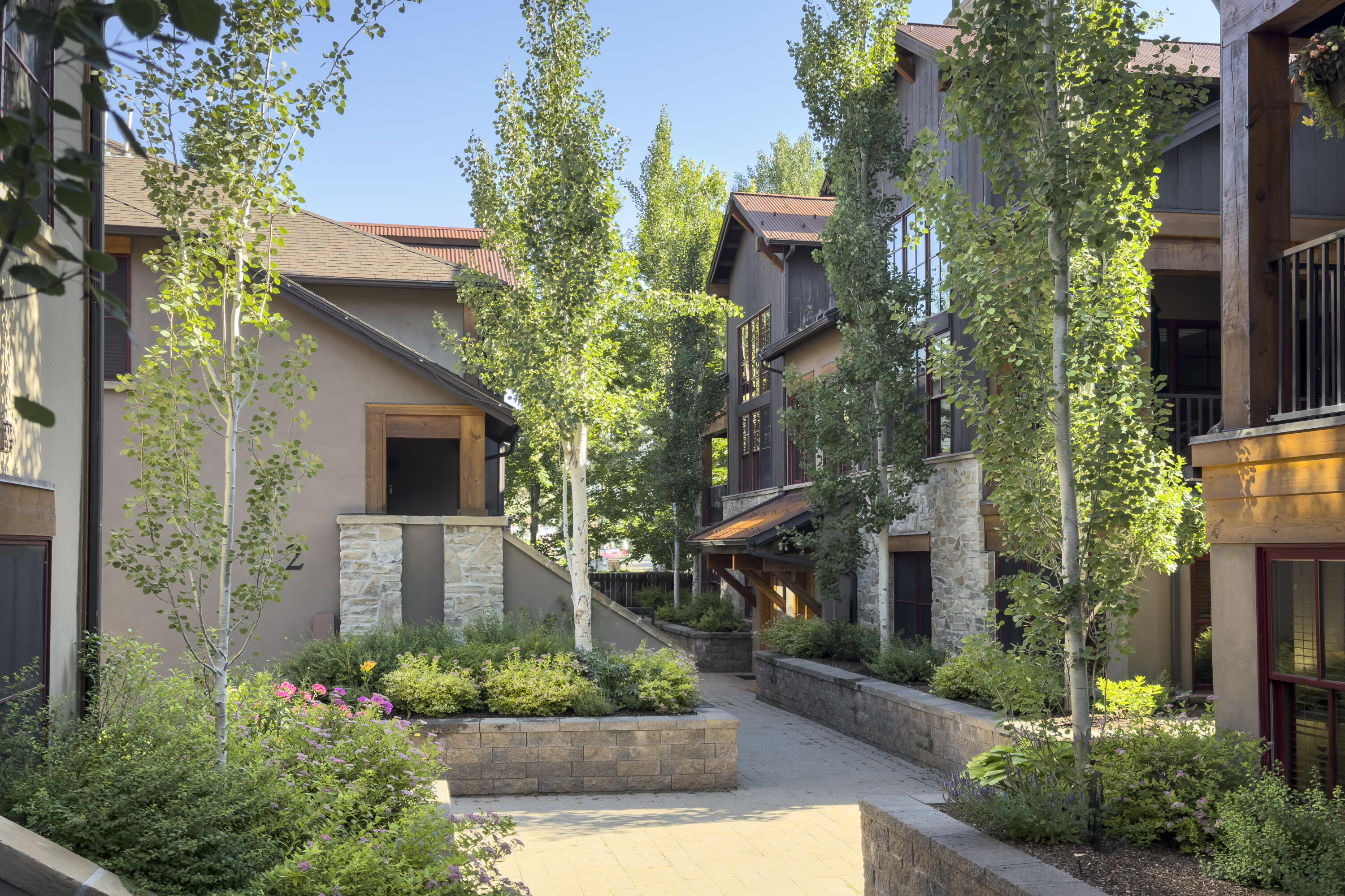 101 Emerald Street, Unit J Ketchum, ID 83340 - Photo 36 of 38 Community