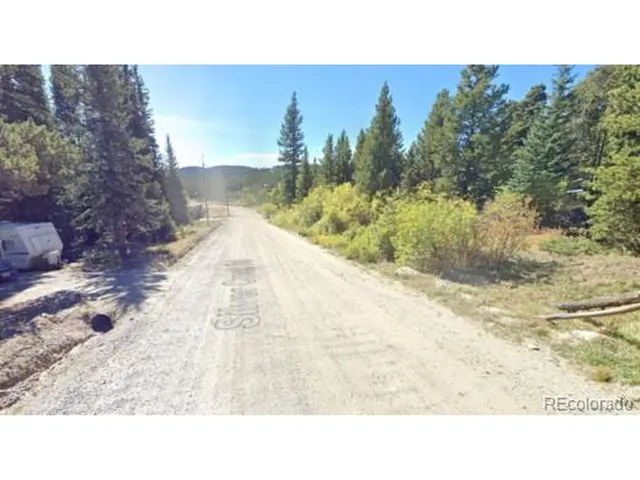 a picture of city view