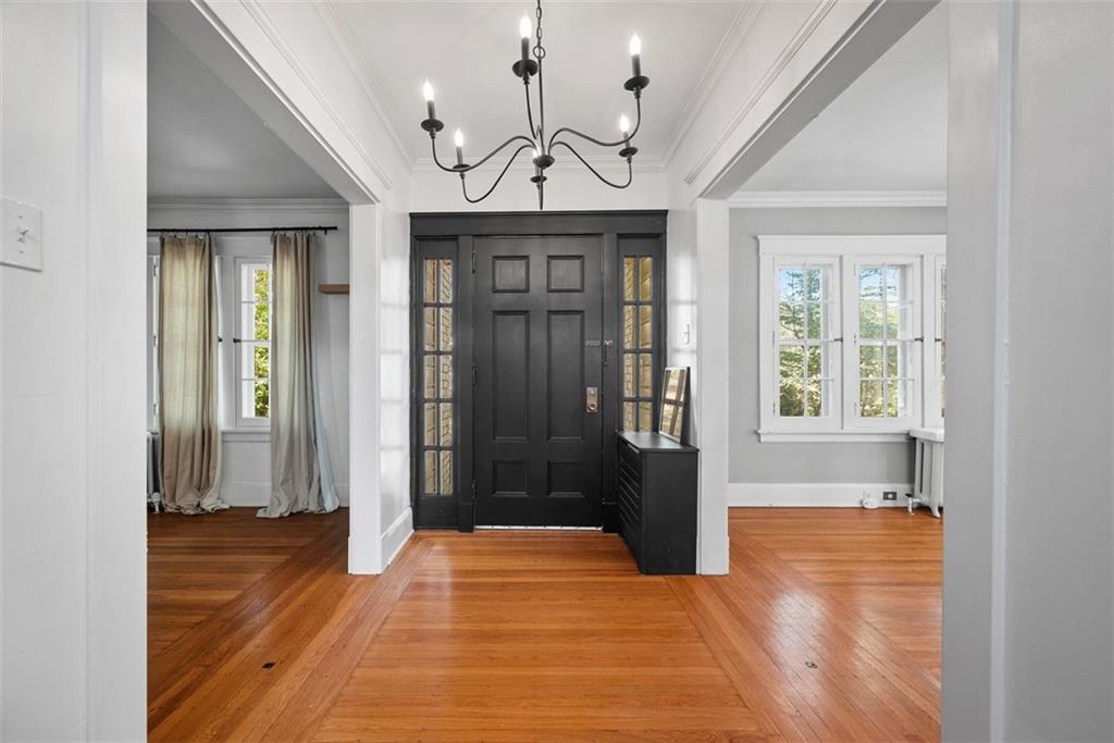 853 West Ingomar Road Pittsburgh, PA 15237 - Photo 17 of 50 Thoughtful design with fixtures and color selections.
