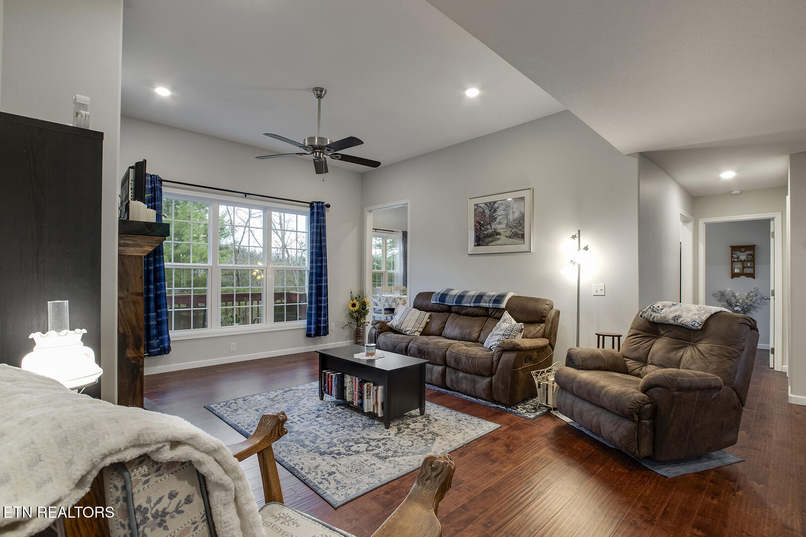 664 Green Ridge Trail Harriman, TN 37748 - Photo 11 of 50 11_GreenRidgeTrail_664_Living04