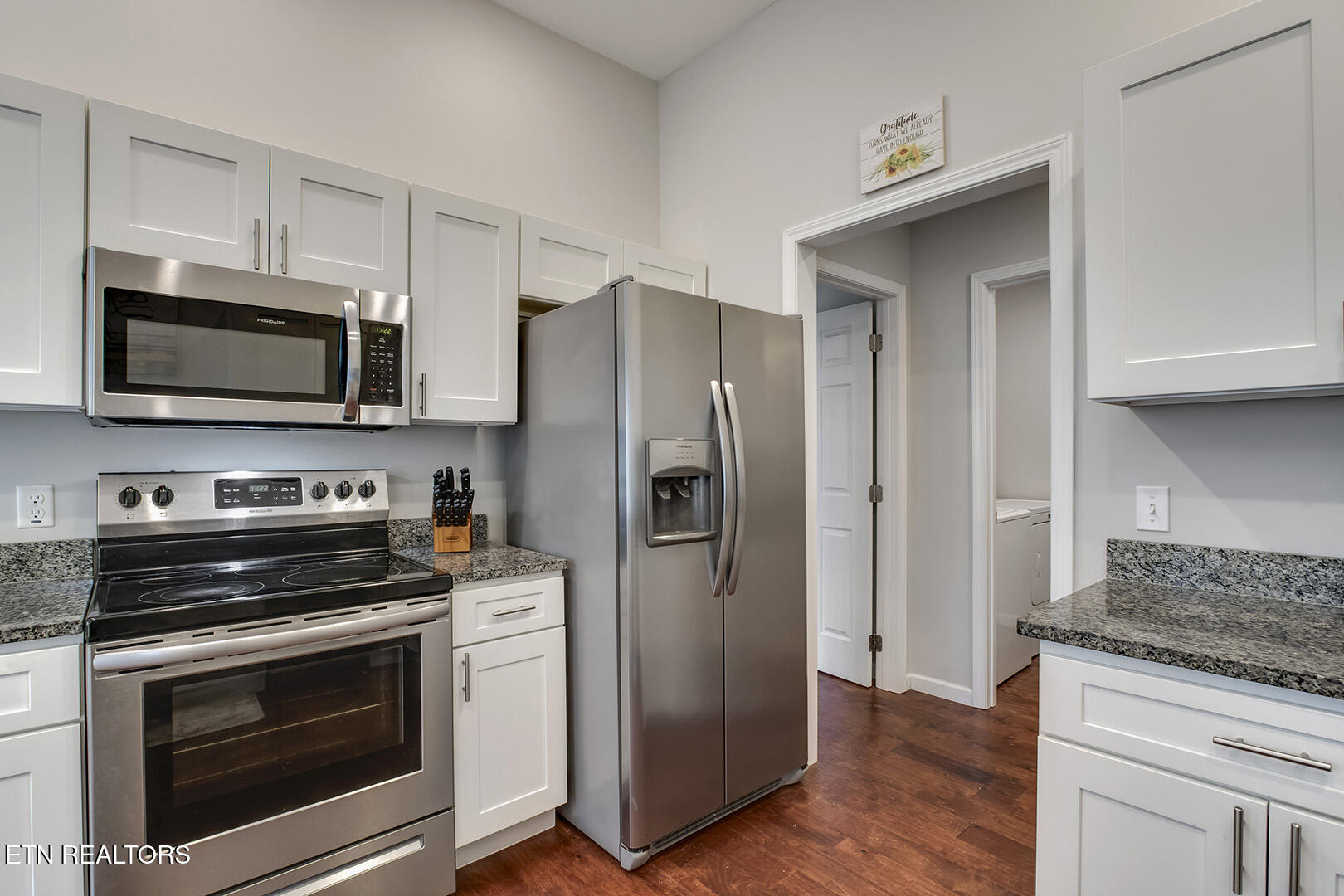 664 Green Ridge Trail Harriman, TN 37748 - Photo 20 of 50 20_GreenRidgeTrail_664_Kitchen03