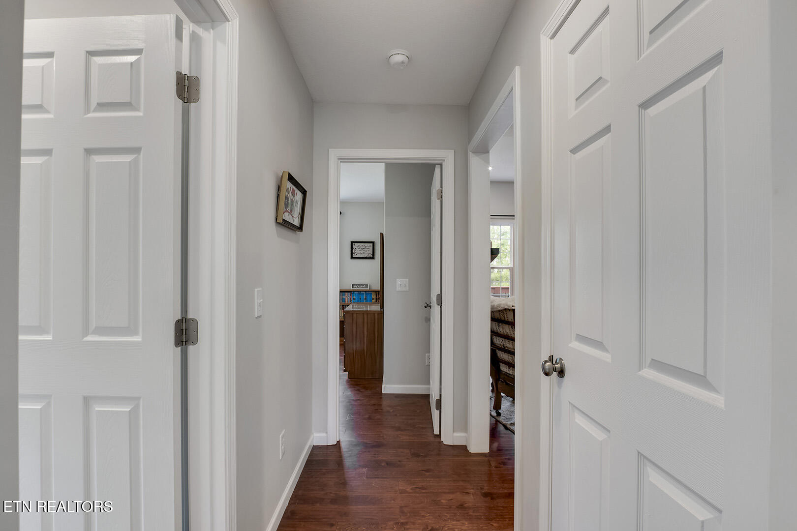 664 Green Ridge Trail Harriman, TN 37748 - Photo 34 of 50 34_GreenRidgeTrail_664_GuestHall02