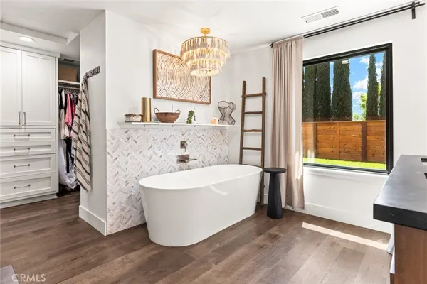 $949,000 | 9156 Holland Avenue, Durham, CA 95938