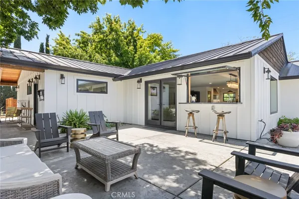 $949,000 | 9156 Holland Avenue, Durham, CA 95938