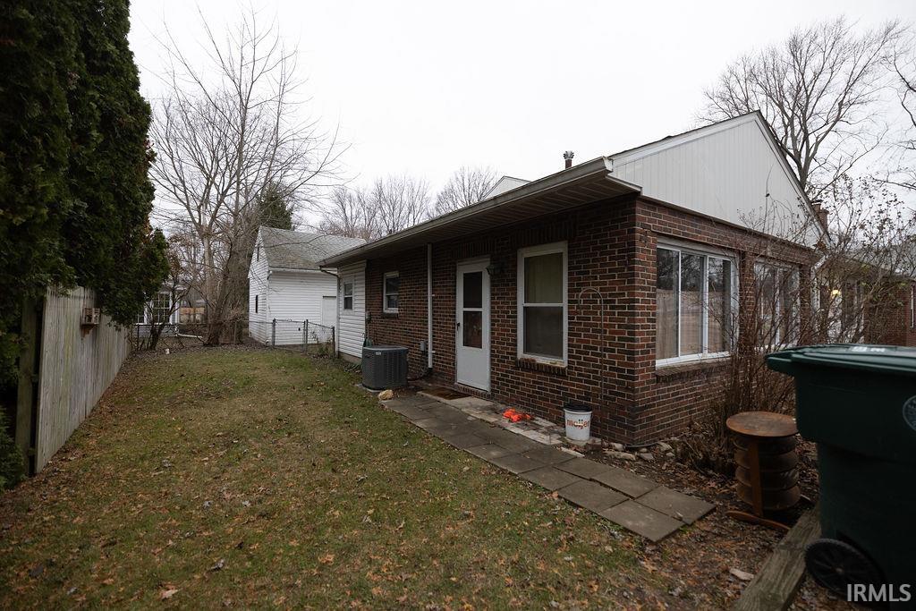 309 South Hawthorne Road Muncie, IN 47304 - Photo 35 of 36