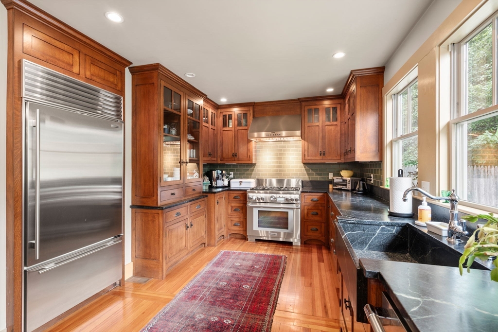 18 Shears Street Wrentham, MA 02093 - Photo 2 of 42