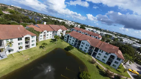 $3,200 | 110 Villa Circle, Unit 110, Boynton Beach, FL 33435