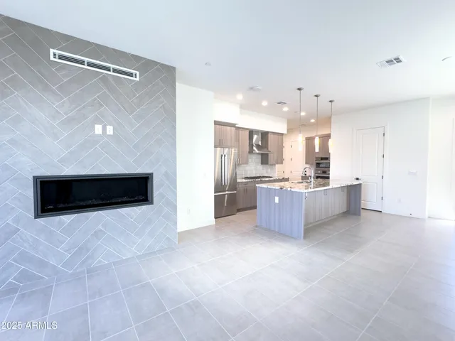 $908,719 | 1 Easy Street, Unit 7, Carefree, AZ 85377