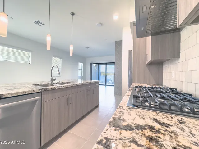 $908,719 | 1 Easy Street, Unit 7, Carefree, AZ 85377