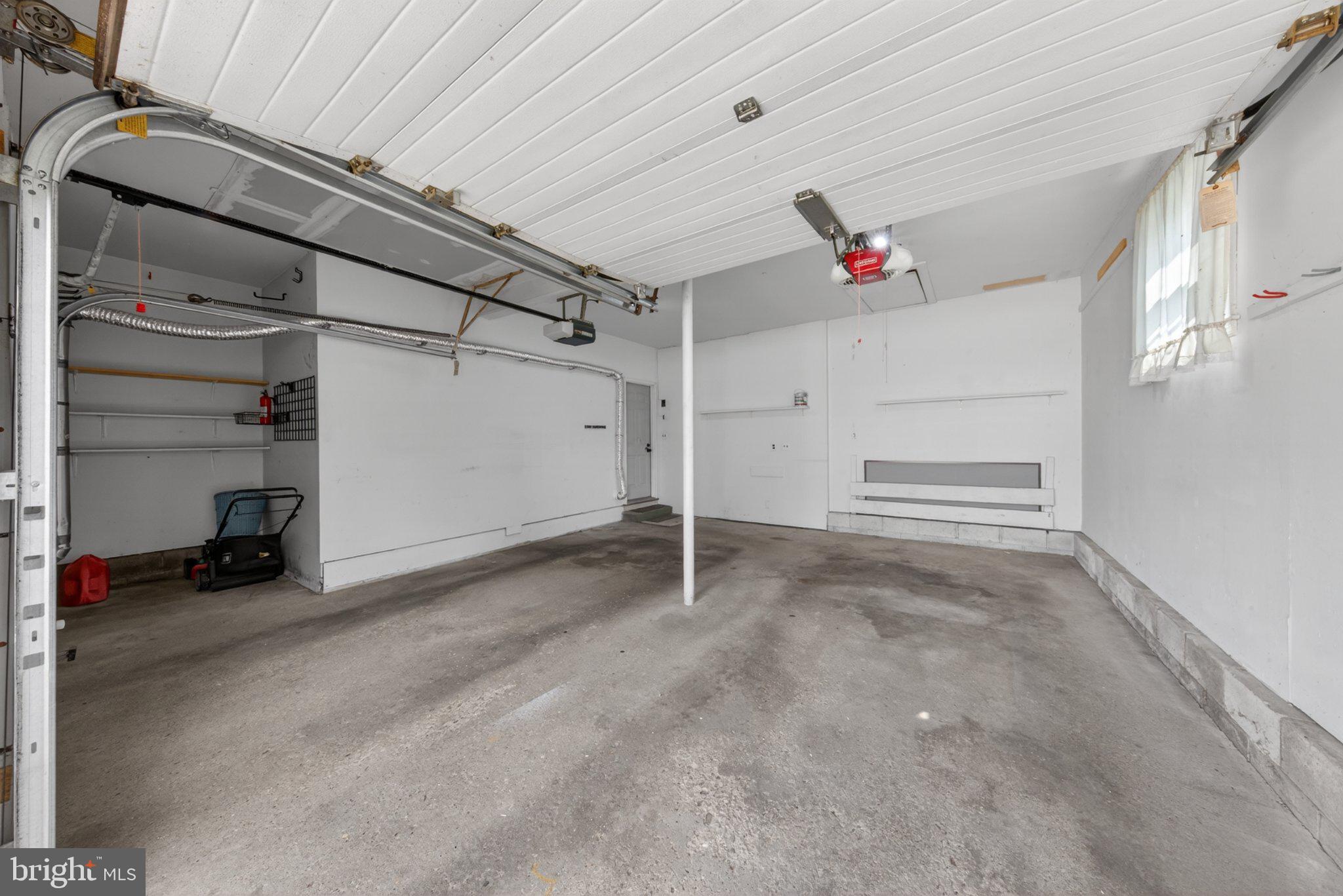 1020 Jeffrey Road Wilmington, DE 19810 - Photo 91 of 108 Spacious, versatile garage space.