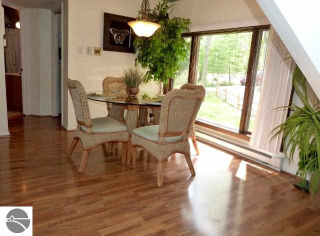 19590 Pleasantview Road Lake Ann, MI 49650 - Photo 28 of 76 1745320-28.JPG