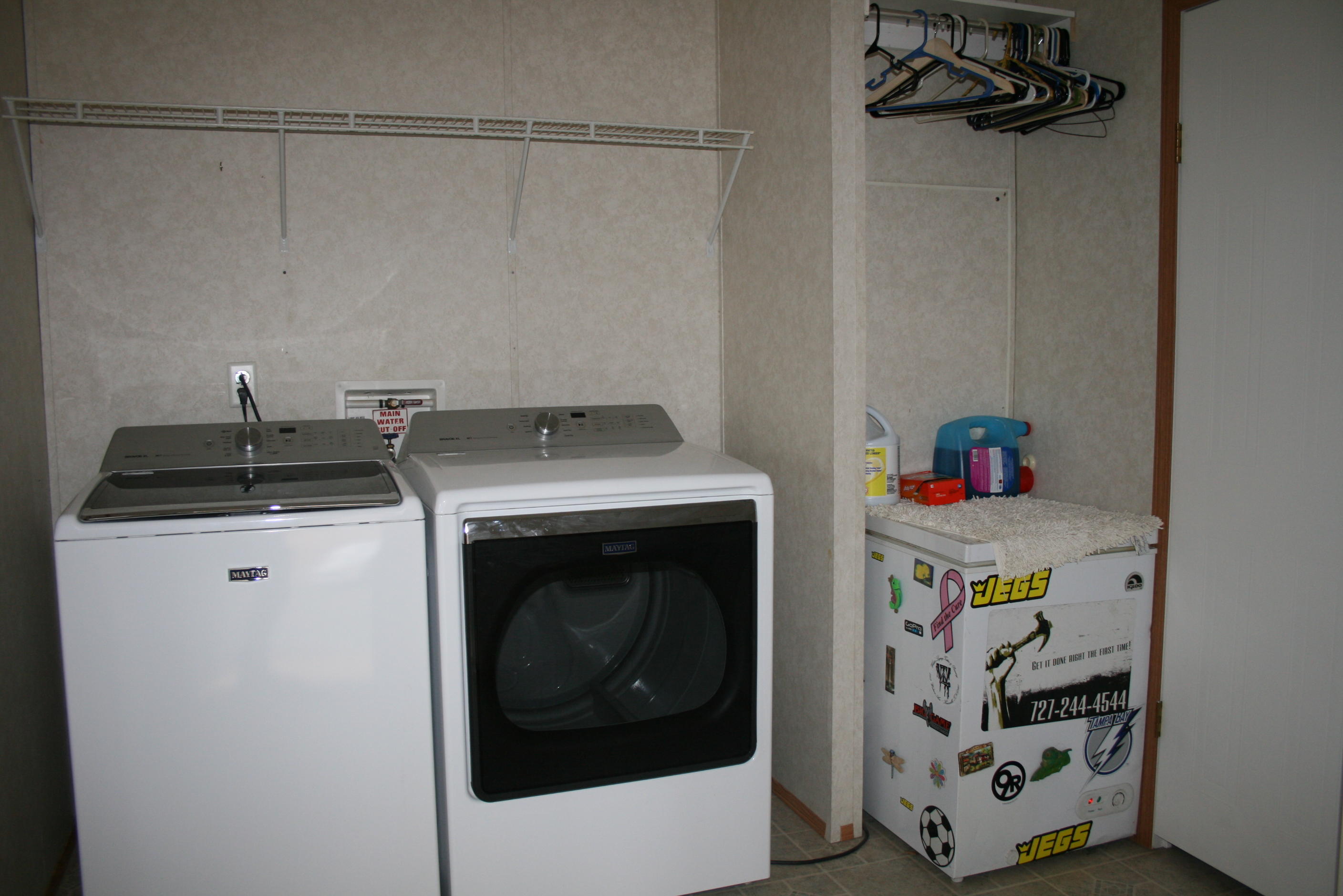 8831 Trout Road Mascot, TN 37806 - Photo 28 of 32 Laundry room