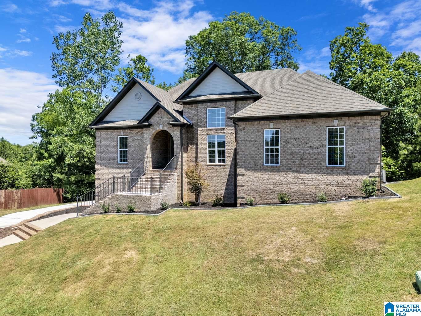 4361 Springbrook Lane Gardendale, AL 35071 - Photo 3 of 47