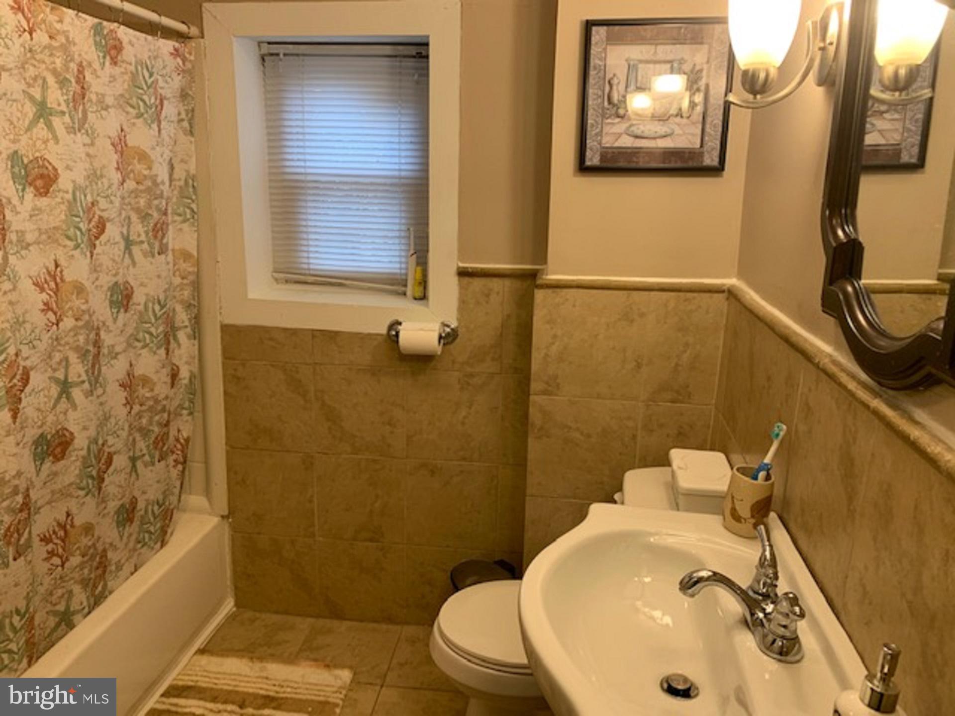 306 Franklin Street Reading, PA 19602 - Photo 7 of 15