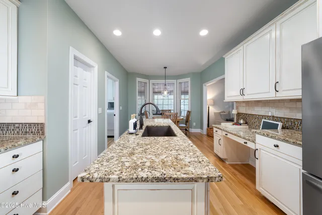 $1,050,000 | 1408 Halcyon Lane, Wilmington, NC 28411