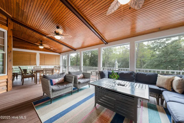 $1,050,000 | 1408 Halcyon Lane, Wilmington, NC 28411