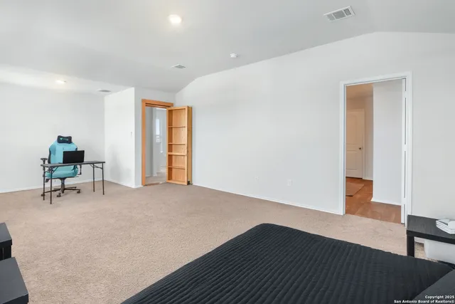 $2,400 | 5327 Wichita Pike, San Antonio, TX 78253