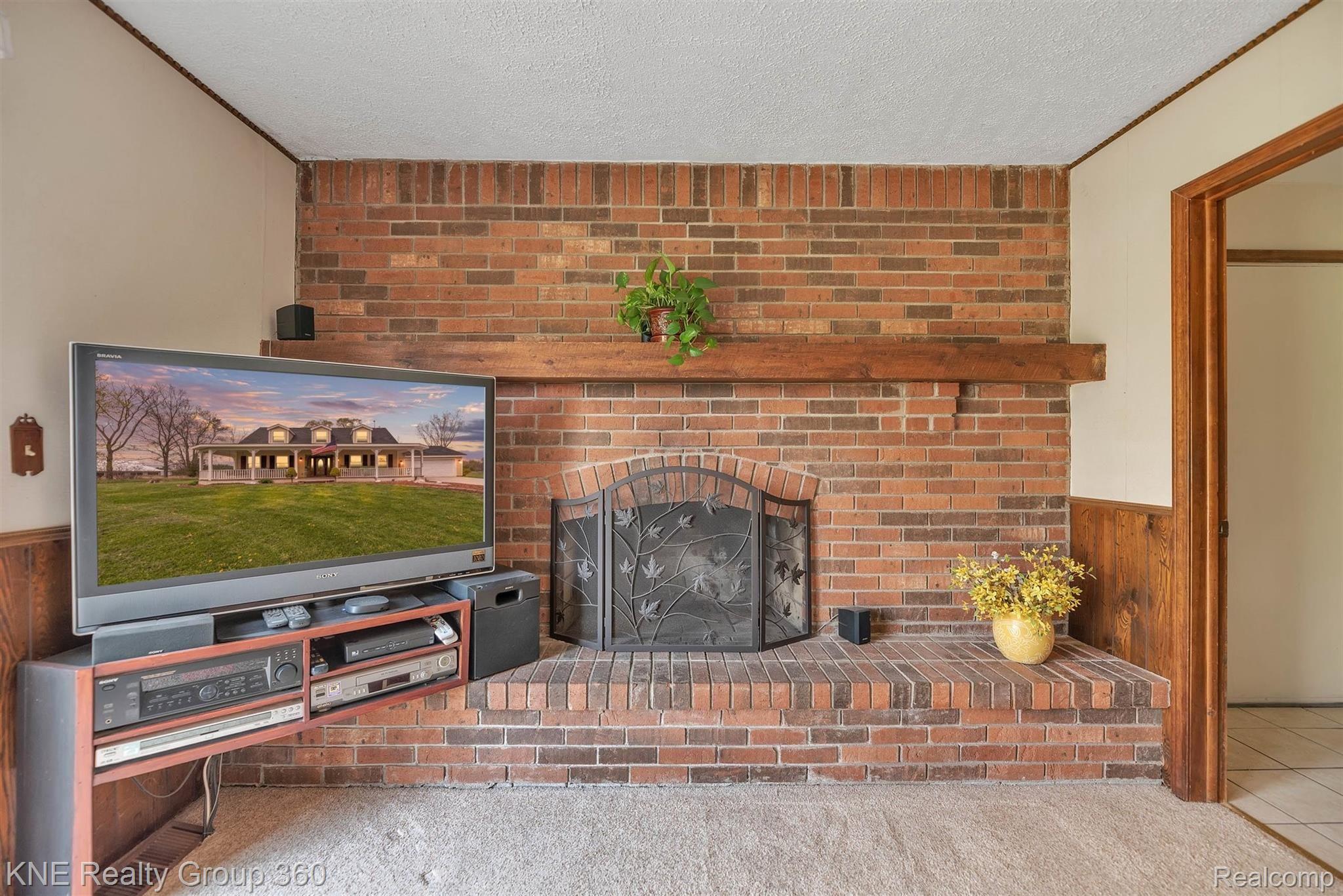 1278 West Barron Road Howell, MI 48855 - Photo 23 of 48 23-1278 W Barron Rd-WindowStill-Real-Estate-Photography-24.jpg
