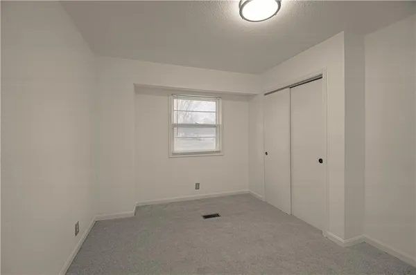 $209,950 | 8413 Kentucky Avenue, Raytown, MO 64138