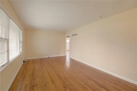 $214,950 | 8413 Kentucky Avenue, Raytown, MO 64138