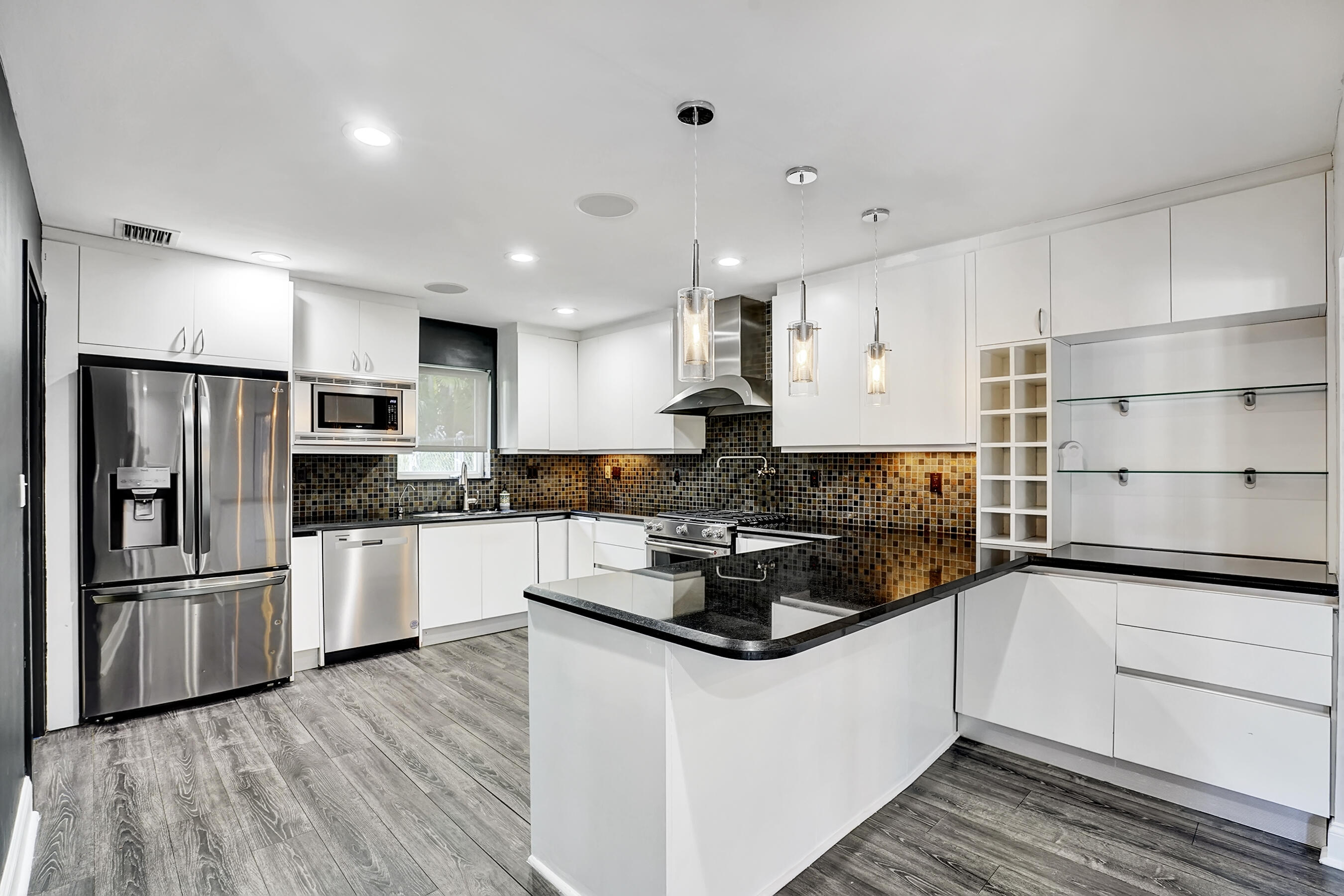 777 Southwest 7th Street Boca Raton, FL 33486 - Photo 3 of 20 _DSC5665