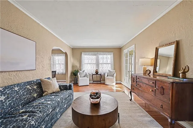 $285,000 | 408 East 70th Terrace, Kansas City, MO 64131