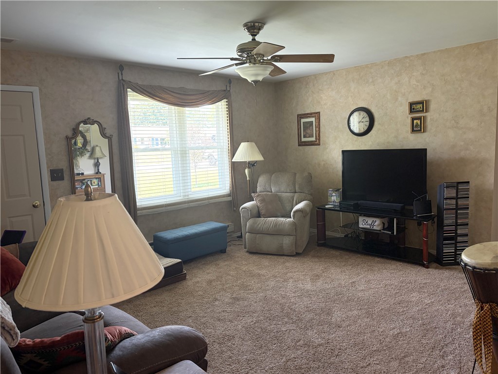 2933 Lisa Road Sidney, OH 45365 - Photo 3 of 20