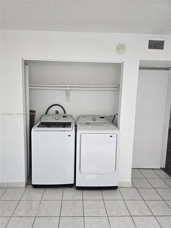 $2,000 | 951 Southwest 7th Street, Unit 2, Miami, FL 33130