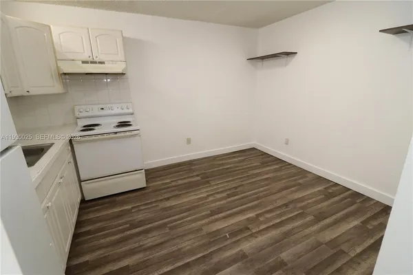 $2,000 | 951 Southwest 7th Street, Unit 2, Miami, FL 33130
