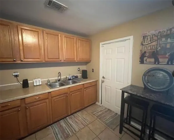 $220,000 | Undisclosed Address, New Orleans, LA 70122