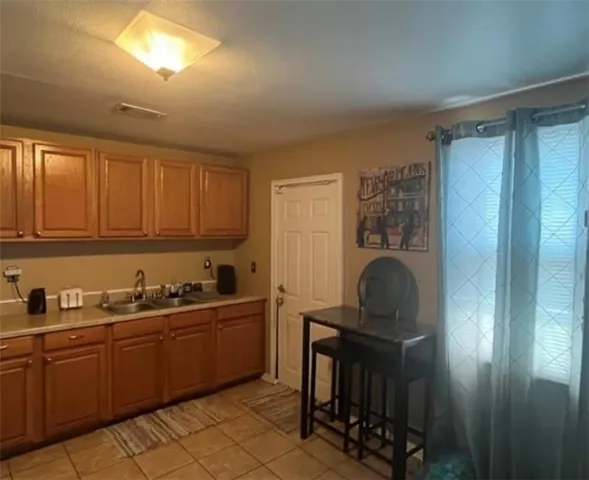$220,000 | Undisclosed Address, New Orleans, LA 70122