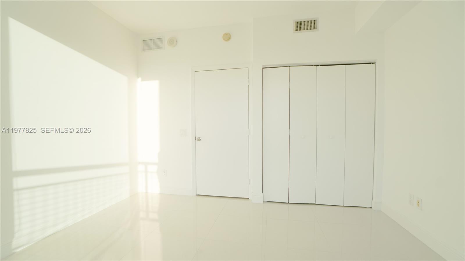 60 Southwest 13th Street, Unit 2215 Miami, FL 33130 - Photo 17 of 24