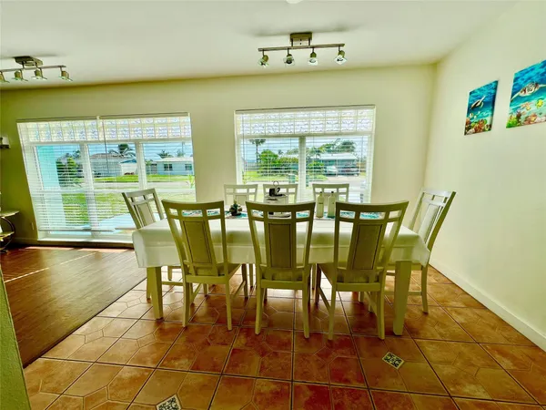 $3,900 | 133 Northeast 1st Street, Satellite Beach, FL 32937