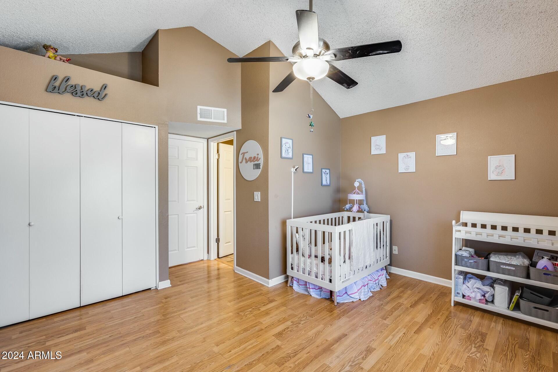 8111 West Wacker Road, Unit 116 Peoria, AZ 85381 - Photo 14 of 19 Guest bedroom