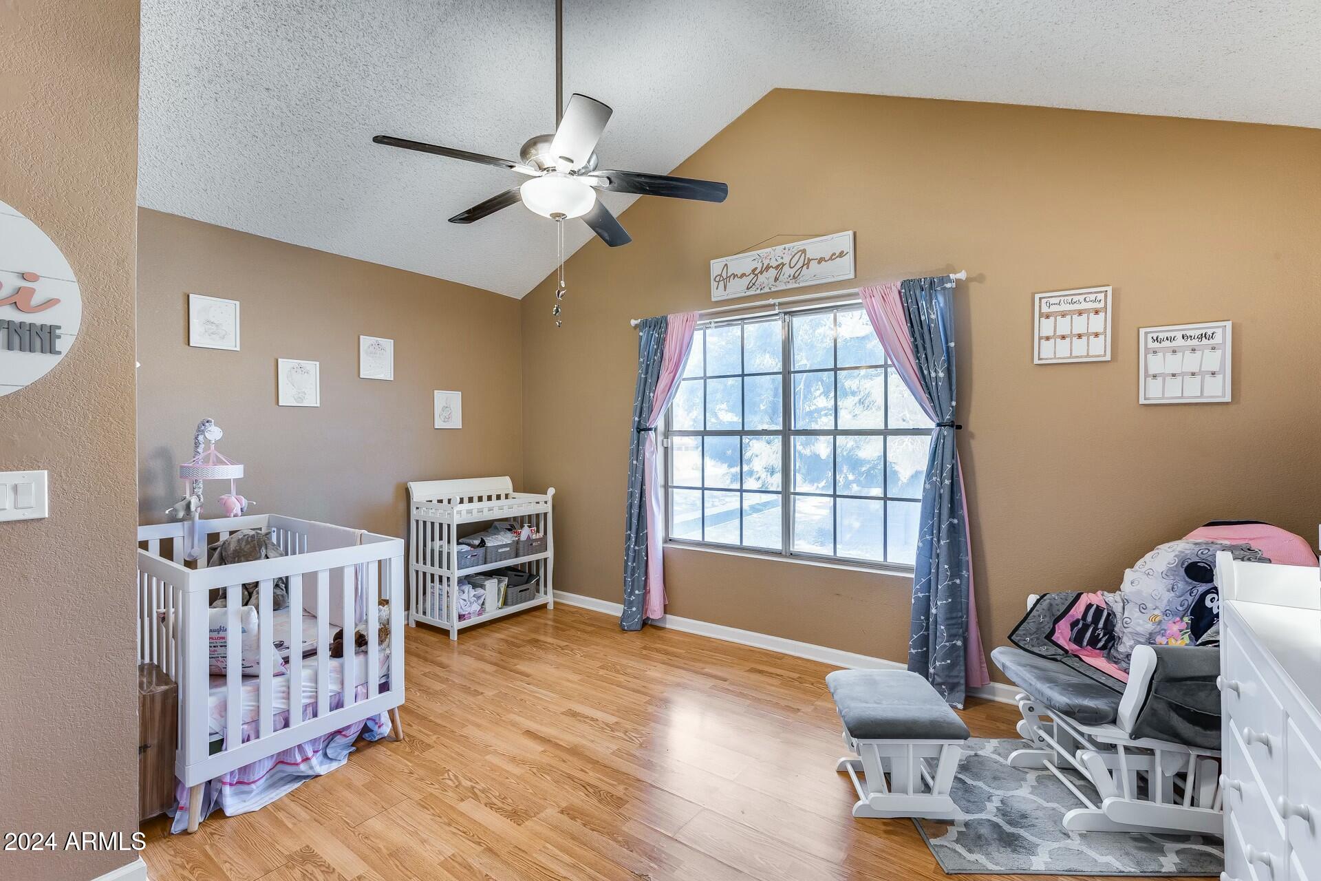 8111 West Wacker Road, Unit 116 Peoria, AZ 85381 - Photo 15 of 19 Guest bedroom