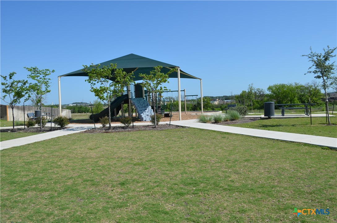 2606 Cortona Street Harker Heights, TX 76548 - Photo 36 of 40 a view of a garden