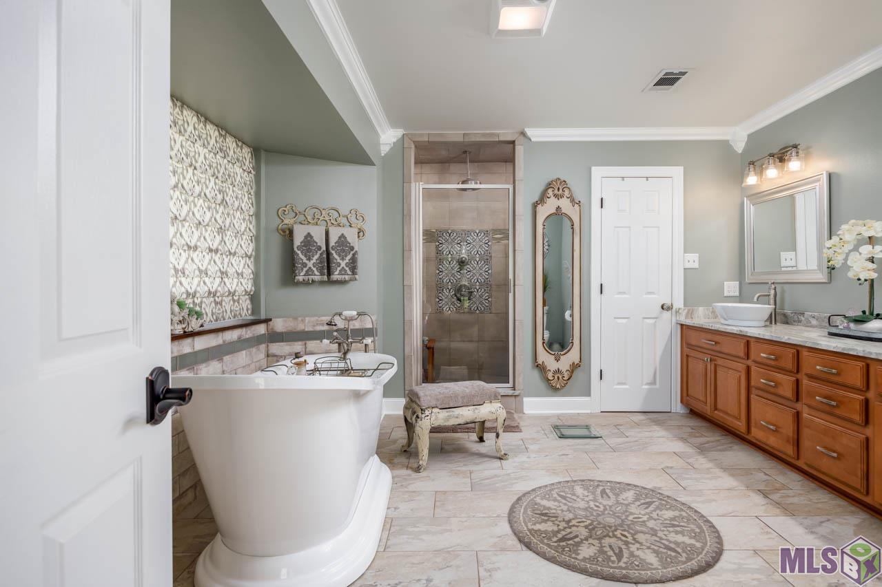 12220 Laurel Ridge Road St. Amant, LA 70774 - Photo 14 of 31 Gallery Image 14