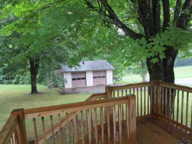 6521 Ridgeview Road Knoxville, TN 37918 - Photo 4 of 22 IMG_3153