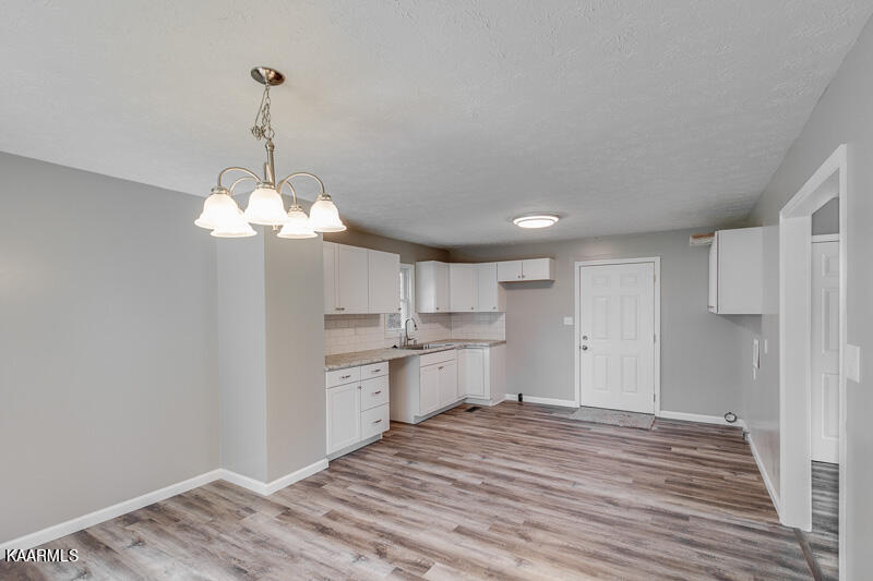 9329 Mascot Road Mascot, TN 37806 - Photo 8 of 21 009--SMALL