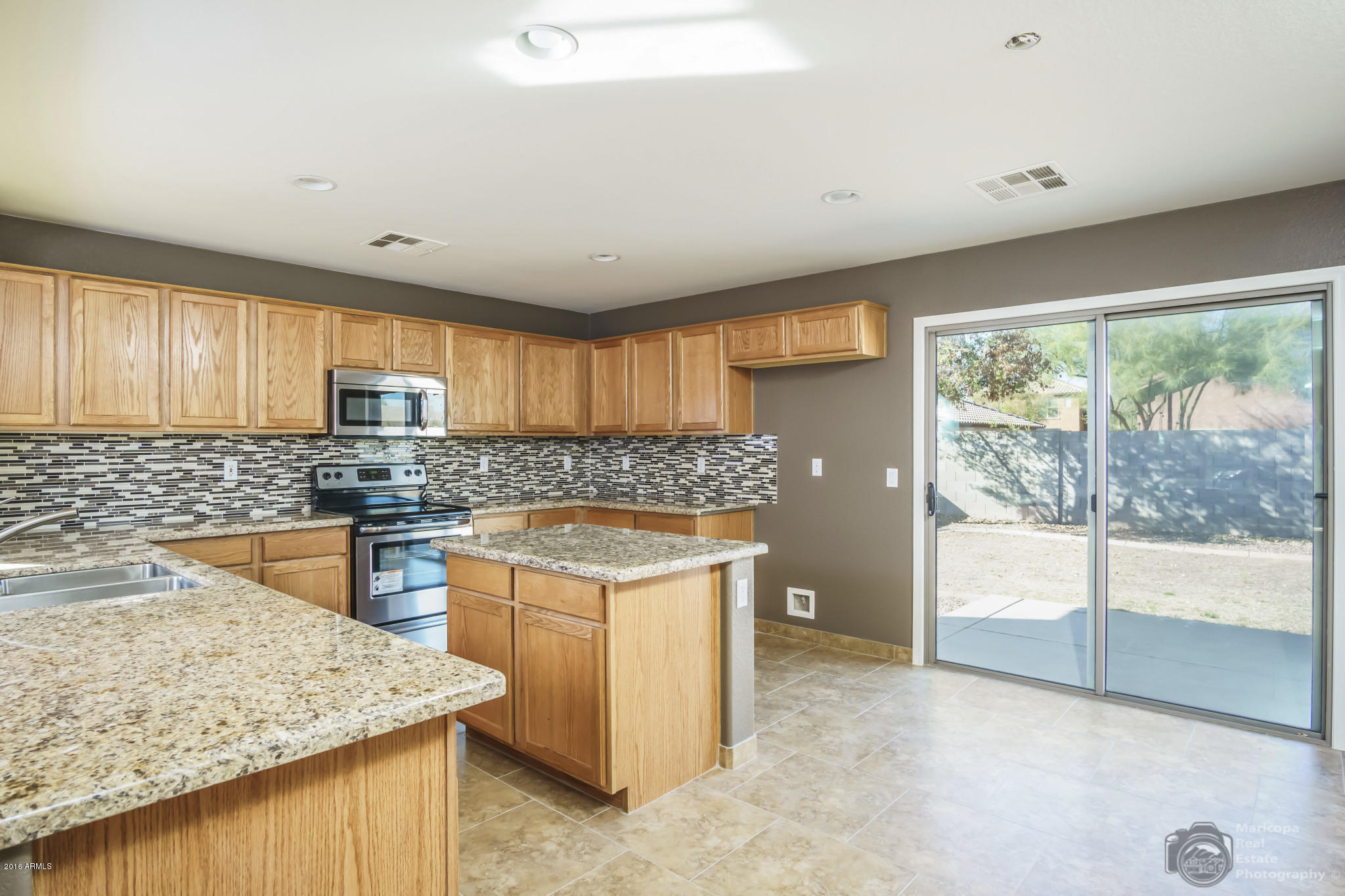 45574 West Ranch Road Maricopa, AZ 85139 - Photo 3 of 16 1 (12)