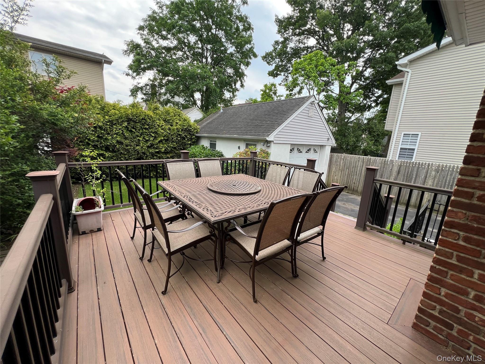 54 Edgewood Road, Unit MAIN ST Port Washington, NY 11050 - Photo 18 of 20 deck