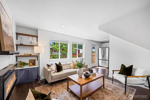 $785,000 | 10215 Evanston Avenue North, Unit 2, Seattle, WA 98133