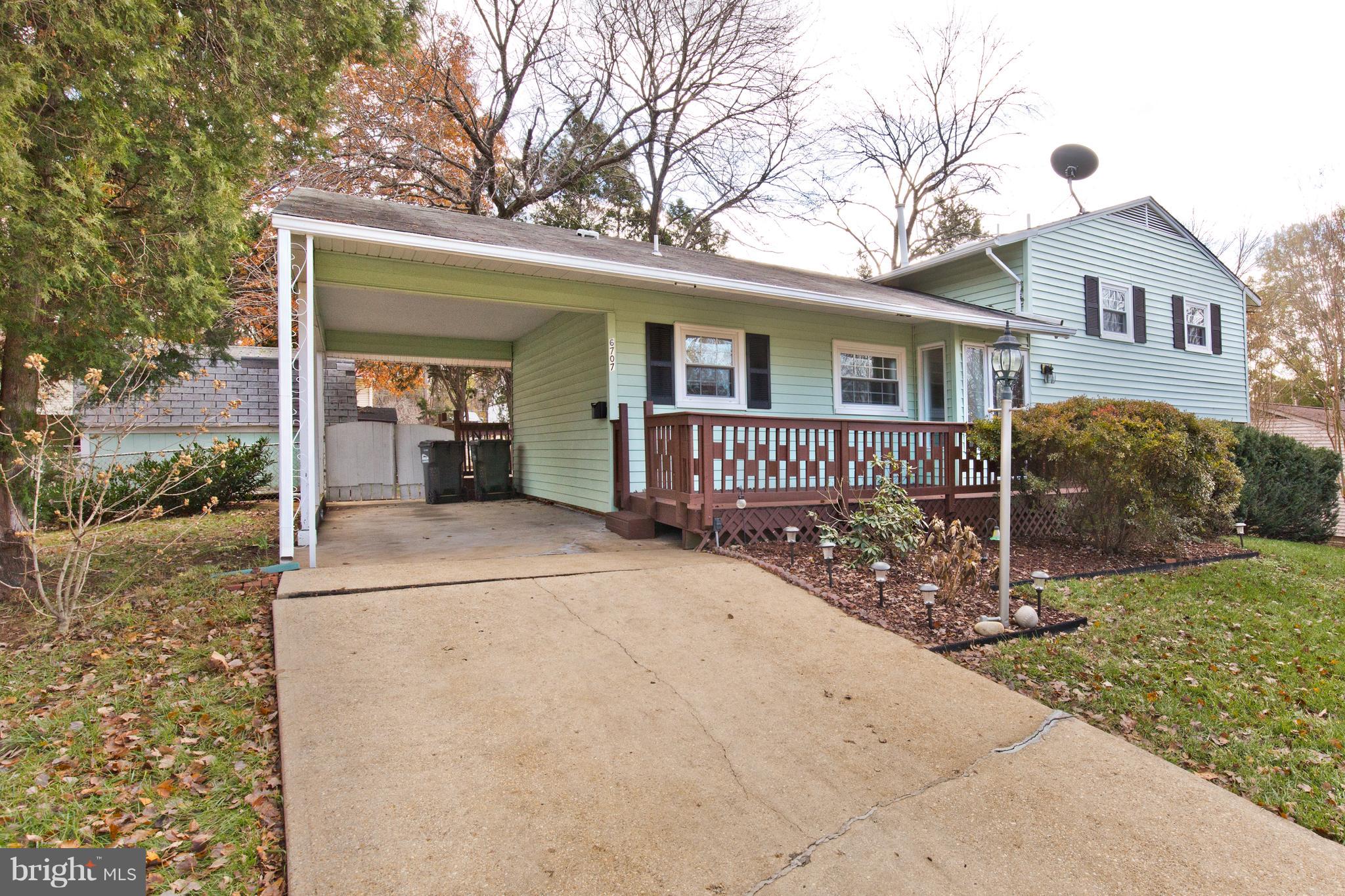 6707 Greendale Road Alexandria, VA 22310 - Photo 3 of 45 Nice Size Front Yard...