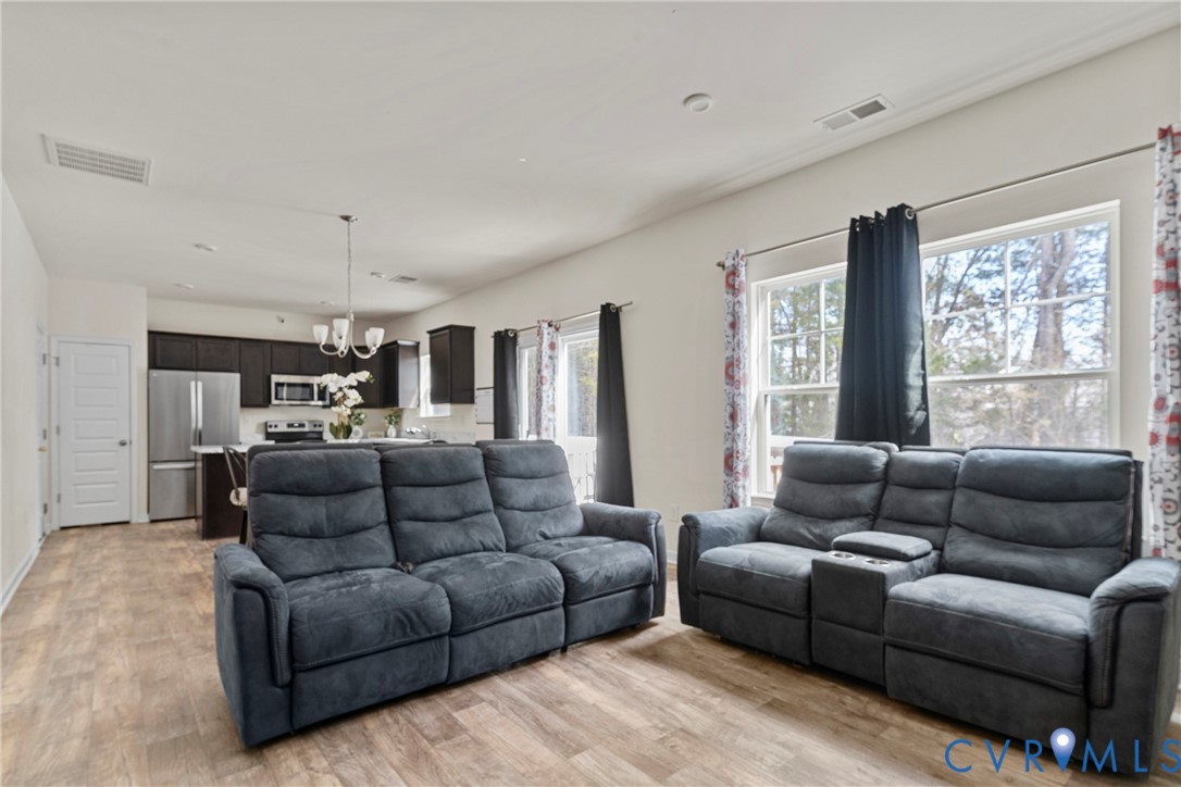 52 Sovereign Circle Aylett, VA 23009 - Photo 2 of 36